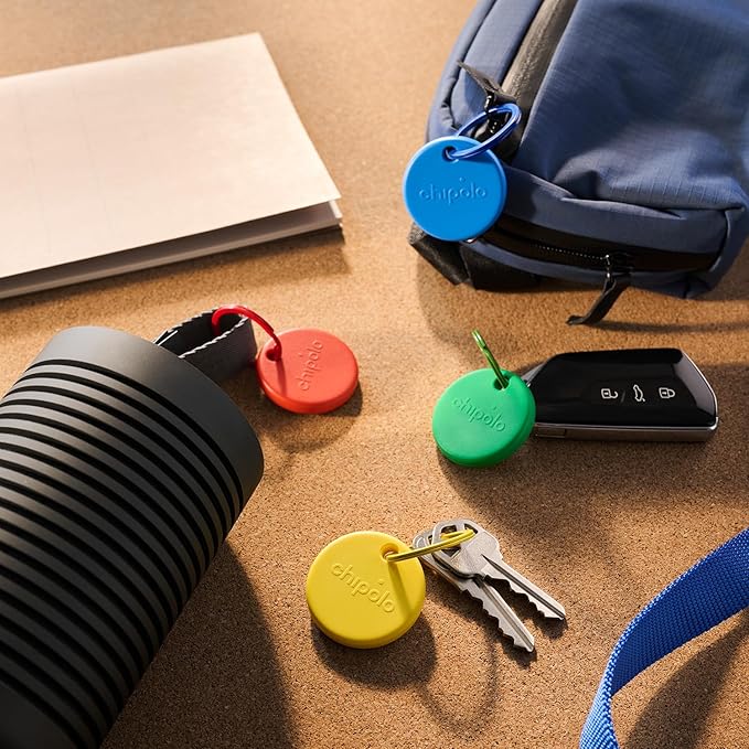 Chipolo POP - Tracking tag compatible with the Apple Find My or Google's Find My Device